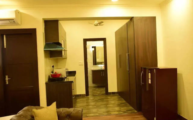 When In Gurgaon - Service Apartments Next to Artemis Hospital