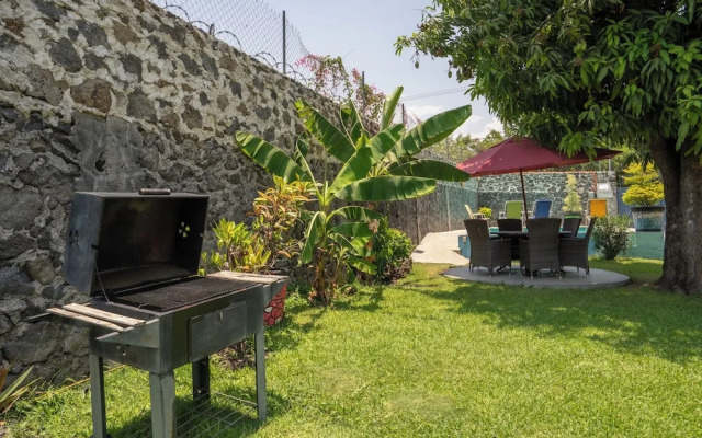 Vacation house with pool - Temixco 2 BR
