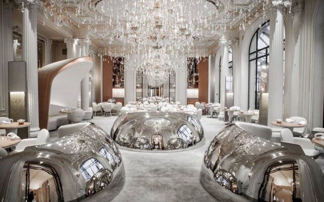 Hotel Plaza Athenee