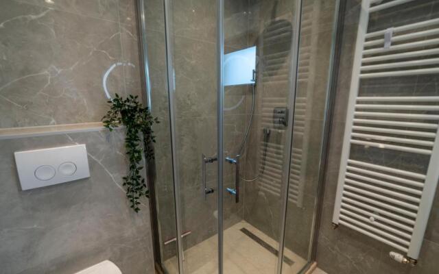 PINNA RESIDENCE - Datul