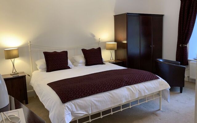 Tyn Y Fron Country House