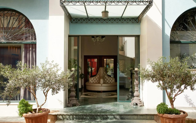 Dioni Boutique Hotel