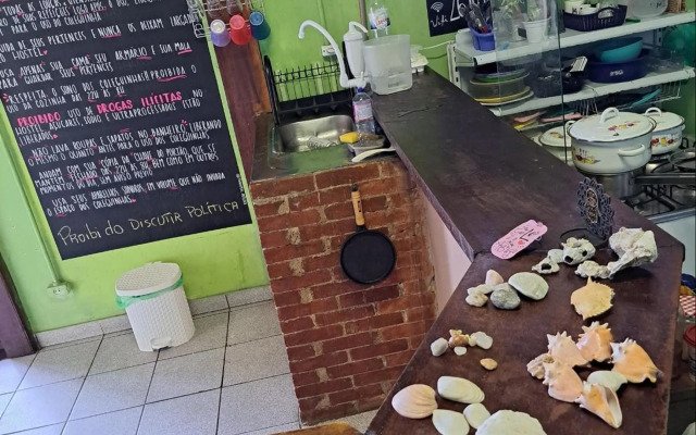 Girassol Hostel by Katita