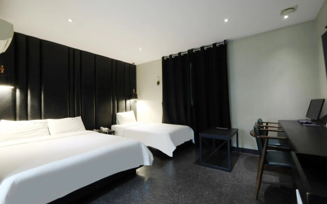 Hotel Ignis