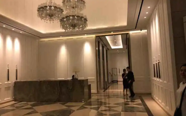 Luxury LaRiz Mansion Condominium