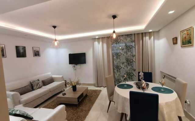 Luxurious 2-bed Apartment in Sidi Daoud, Marsa