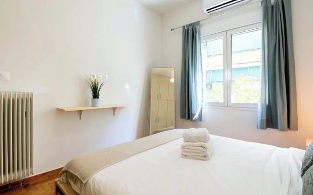 Astrea 1- Bedroom Apartment in Athens