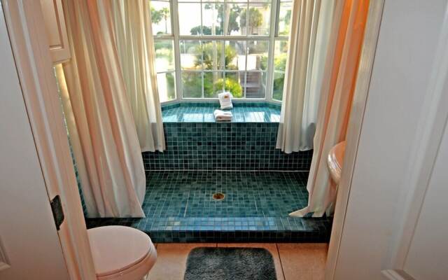 Crystal Beachin' - 1942431