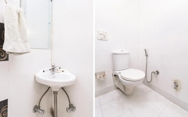 Golden Park By OYO Rooms