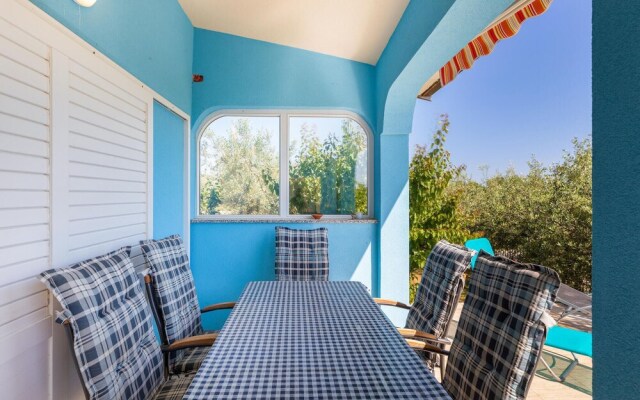 Beautiful Home in Vodnjan With Wifi and 5 Bedrooms