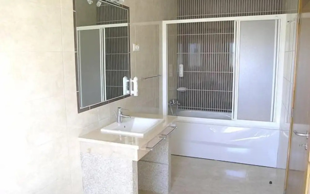 Hotel Encostas De Nantes