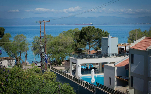 Mantinia Bay Hotel