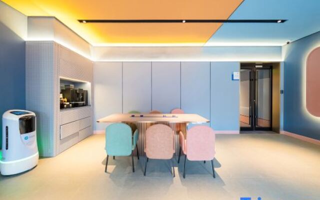 Ruiting Collection Hotel (Beijing Wangjing SOHO Vanke Times Center)