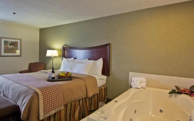 Christopher Inn and Suites