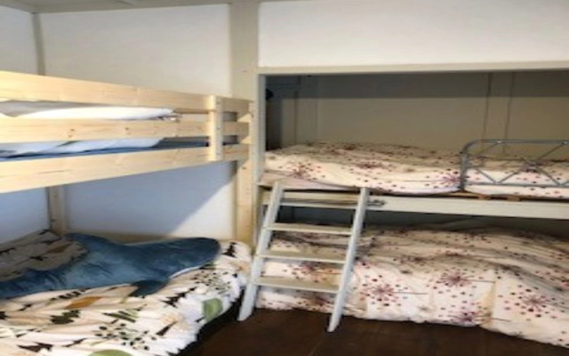 Guesthouse Yadokari – Guest Rooms – Imabari