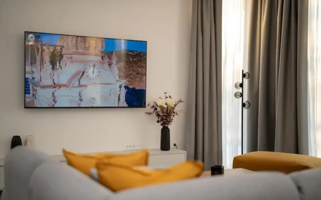 Villa Cataleya with private heated pool