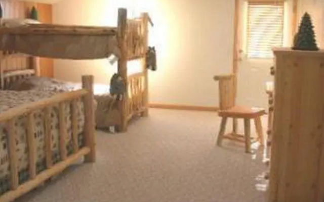 Elk Meadows Lodge