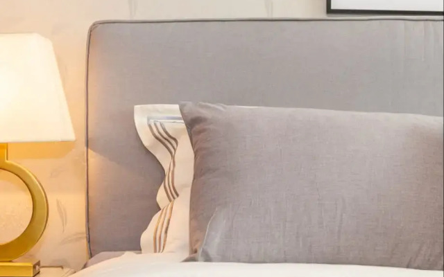 Locals Boutique Apartment Huafa Plaza.1