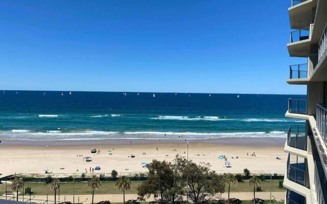 Hi Surf Beachfront Resort Apartments