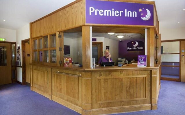 Premier Inn Milton Keynes Central South West Furzton Lake