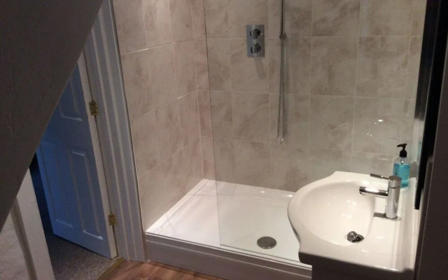 Aberllynfi Riverside Guesthouse