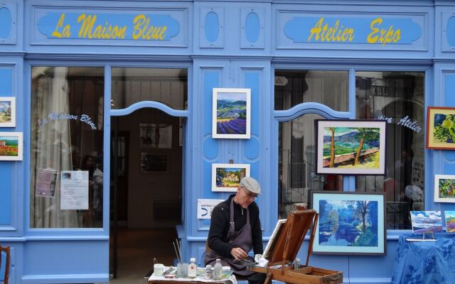 La Maison Bleue B&B