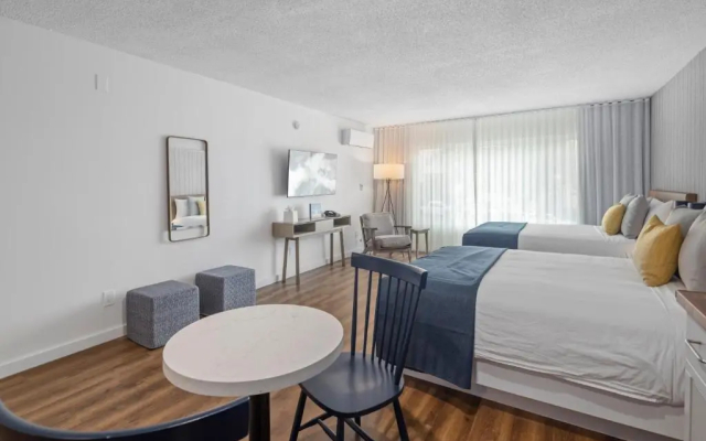 Sea Harbor Hotel