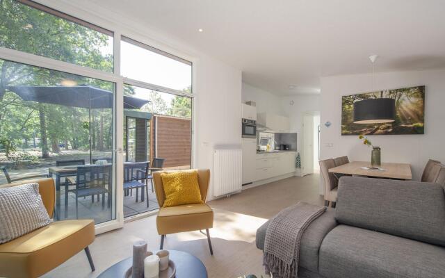 Modern Lodge With Dishwasher, Near Helmond