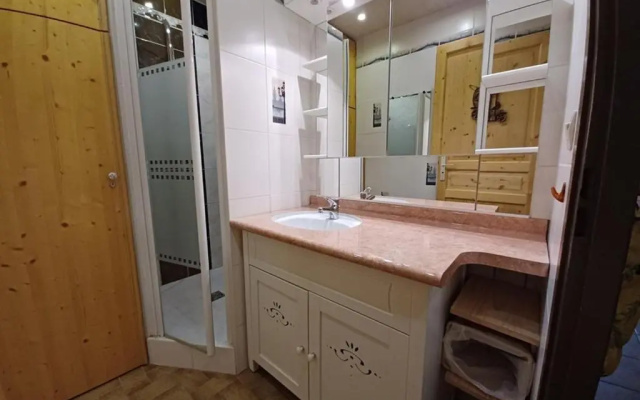 Appartement Le Biot, 2 pièces, 4 personnes - FR-1-573-107