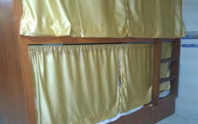 Ahlan Dormitory - Hostel