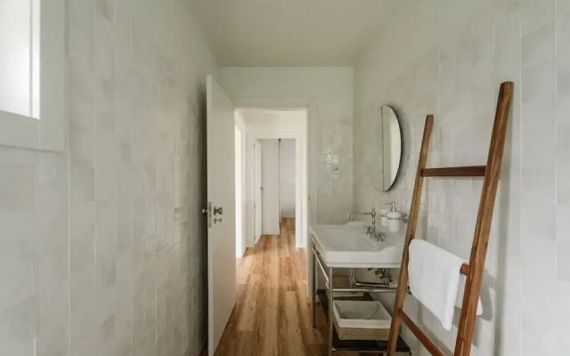 Imago Houses 1 - by MET