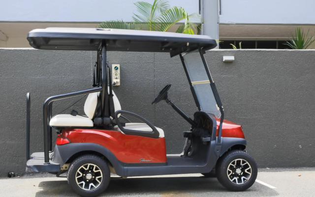 Lagoon Beachfront Lodge 202 on Hamilton Island by HamoRent