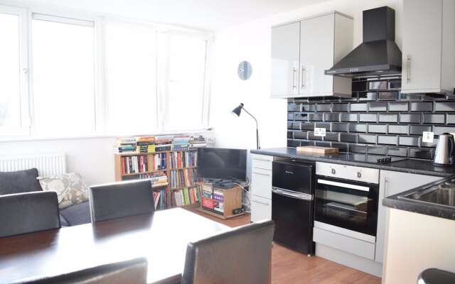 1 Bedroom Apartment Opposite Shoreditch Park