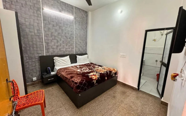 Hotel Gurudev Palace