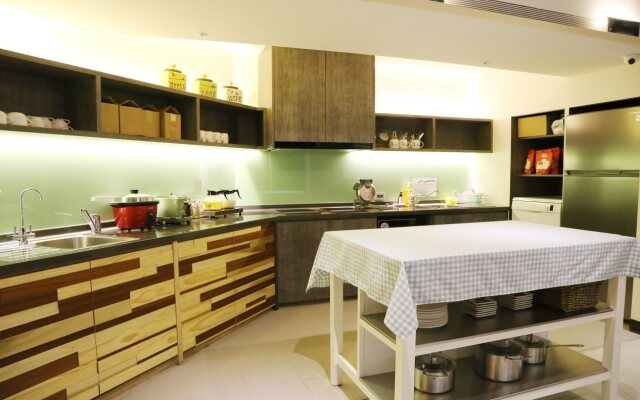 Mono Hostel