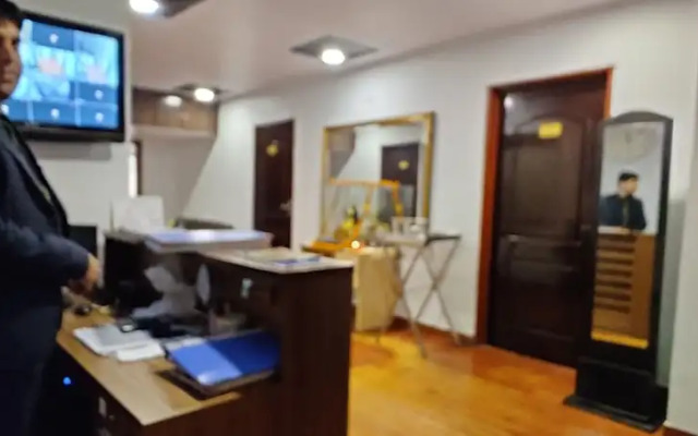City Stay Hotel
