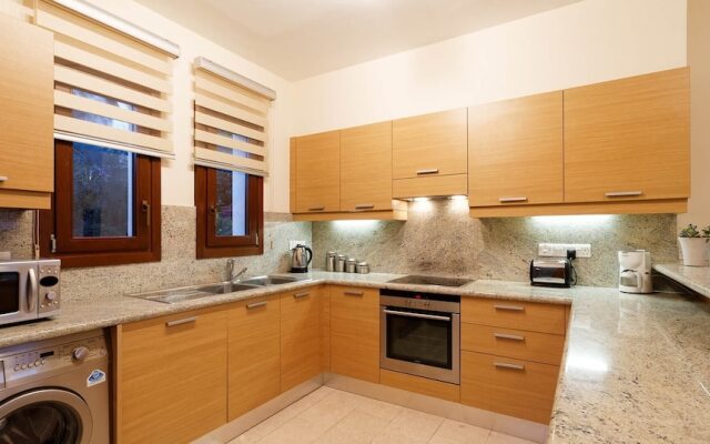 Villa TH02 - Iremos