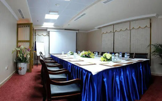 Comfort Inn Emirates