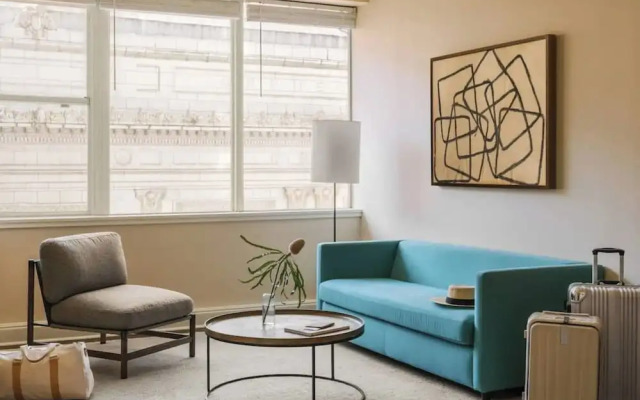 Elegant Condos in NOLA with Rooftop Pool