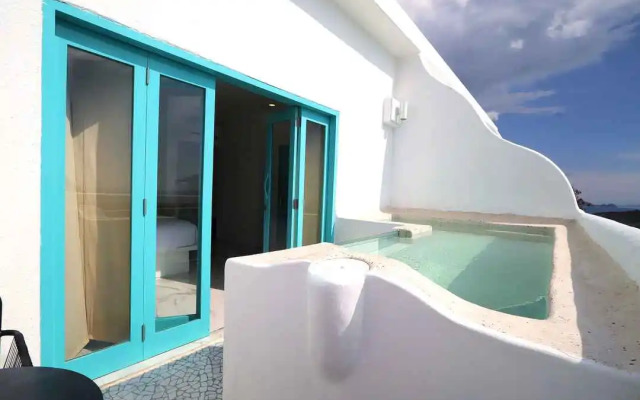 Loccal Collection Hotel