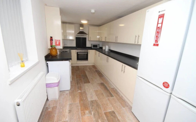 6 bed House, Liverpool