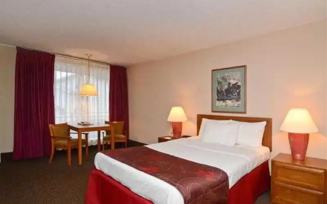 Best Western Plaza Inn