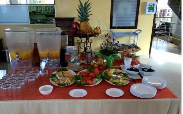 La Serrania Casa De Huespedes