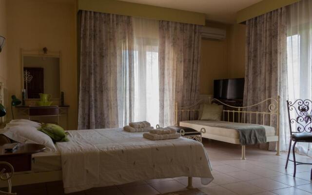 Akrolimnion Hotel