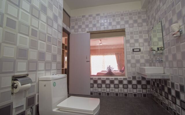 OYO 23353 Hidden Gem Residency