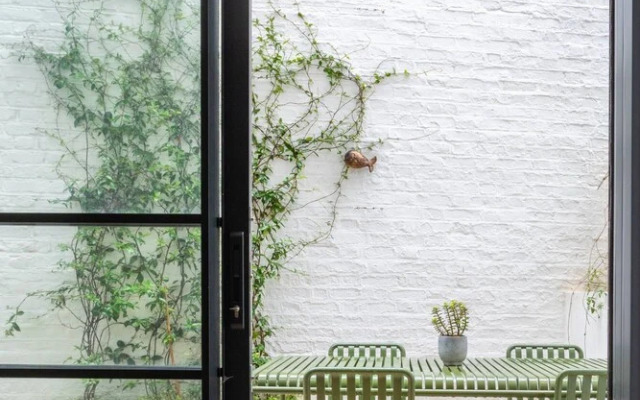 Redcliffe Square XII by Onefinestay