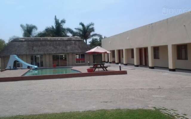 Tshesebe Stopover Motel