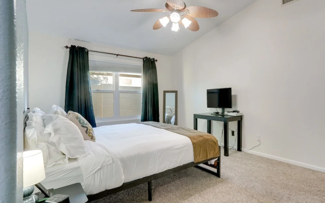 Oasis in Goodyear - Heated Pool, Patio & Gazebo