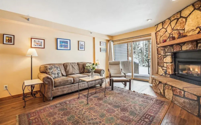 Atrium 005 1 Bedroom Condo