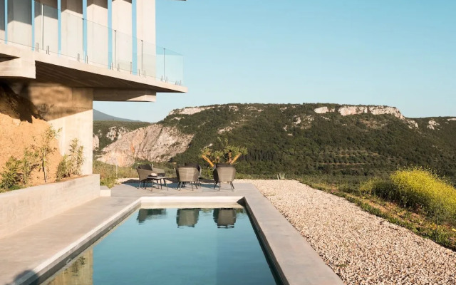 Unique Villa Ori Sleeps8, Private Pool, Gialova